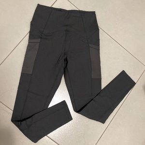 The Perfect High-waisted Black Legging!